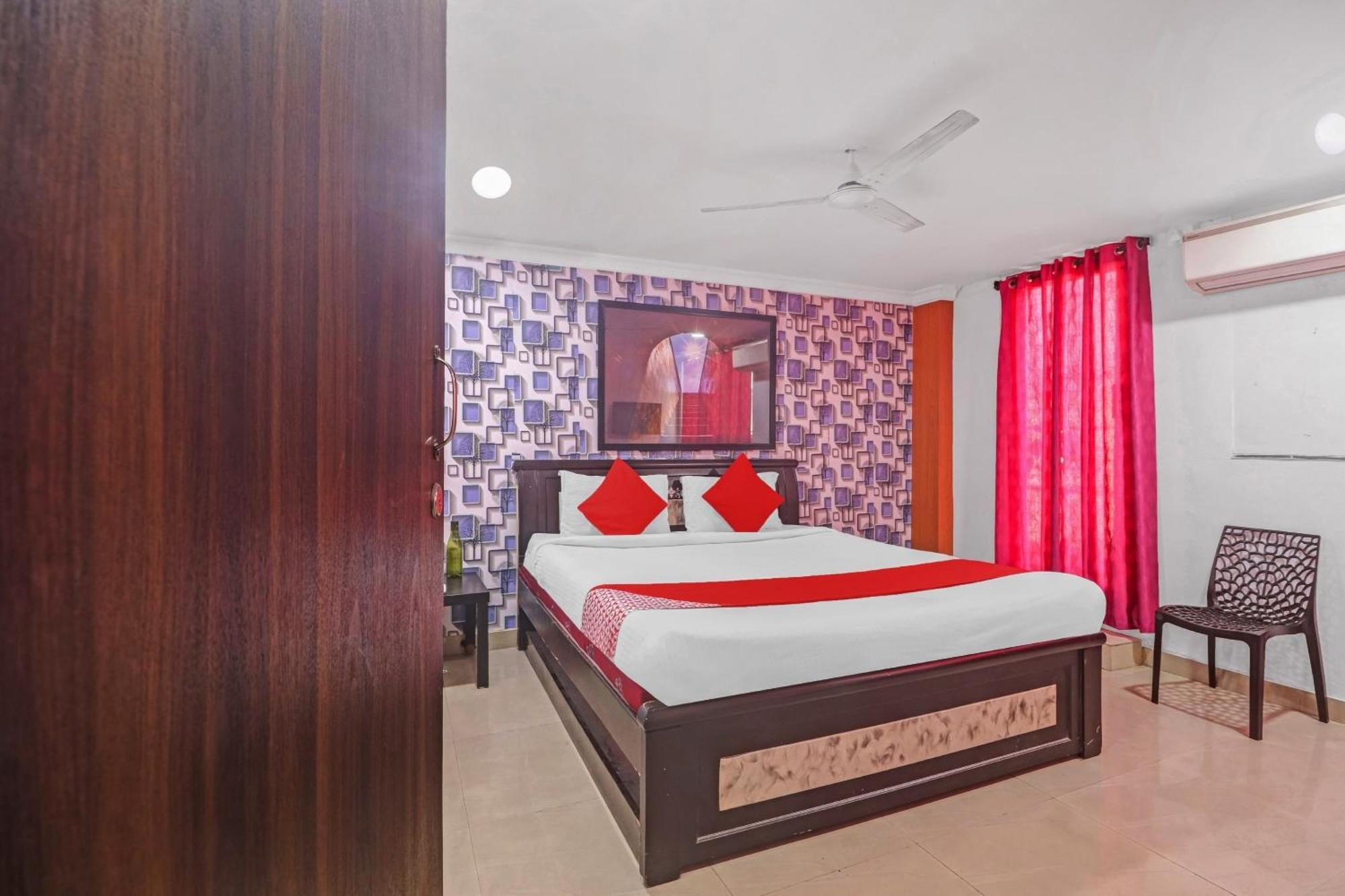 Hotel O New Lakeview Palace Haïdarabad Extérieur photo