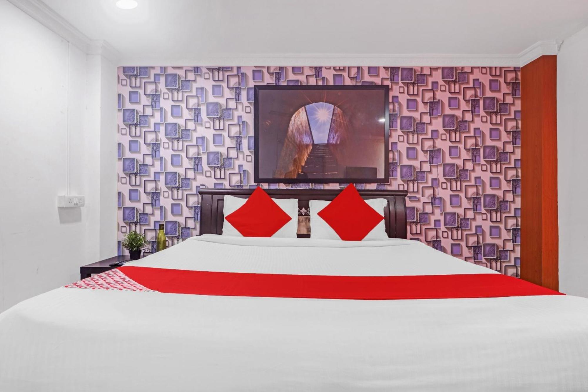 Hotel O New Lakeview Palace Haïdarabad Extérieur photo